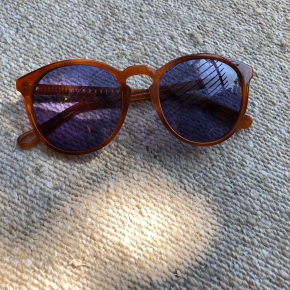 WONDERLAND Accessories - Wonderland sunglasses with blue black lenses